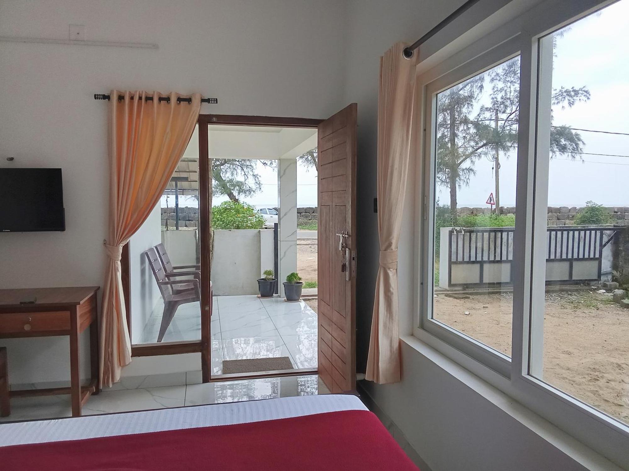 Appu'S Nido Hotel Pallipuram Екстериор снимка